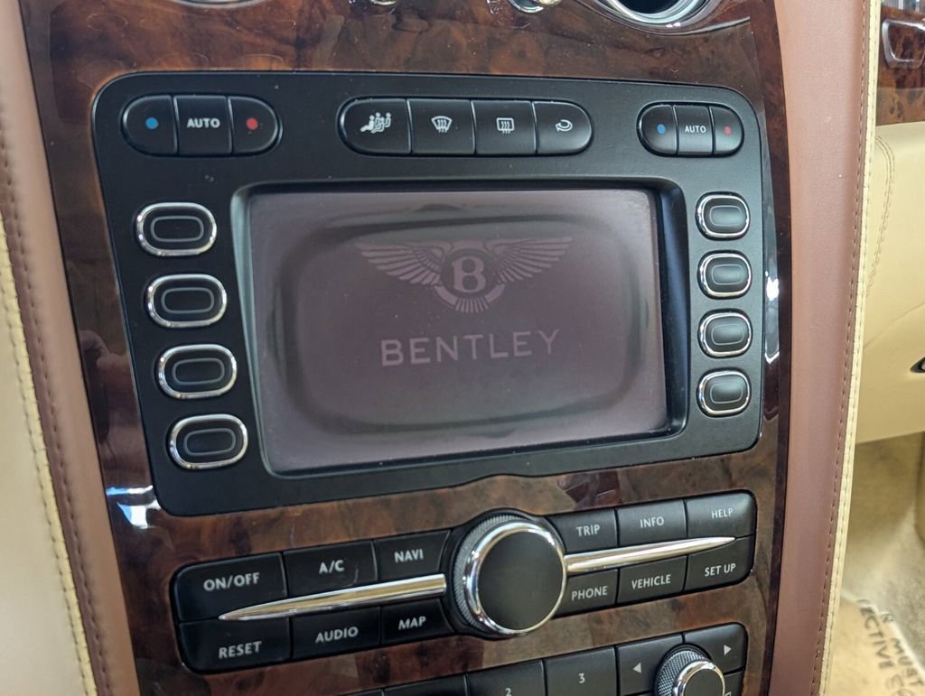 Used 2008 Bentley Flying Spur Flying Spur AWD/4WD image 19
