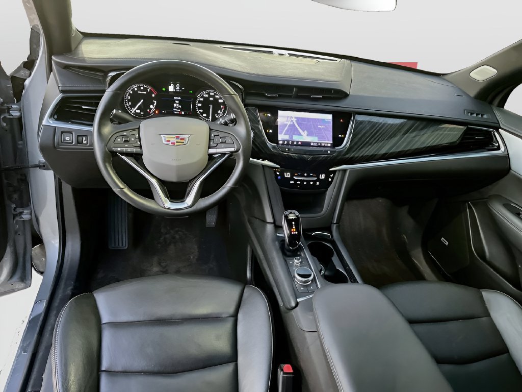 Used 2025 Cadillac XT6 Premium Luxury AWD/4WD image 24