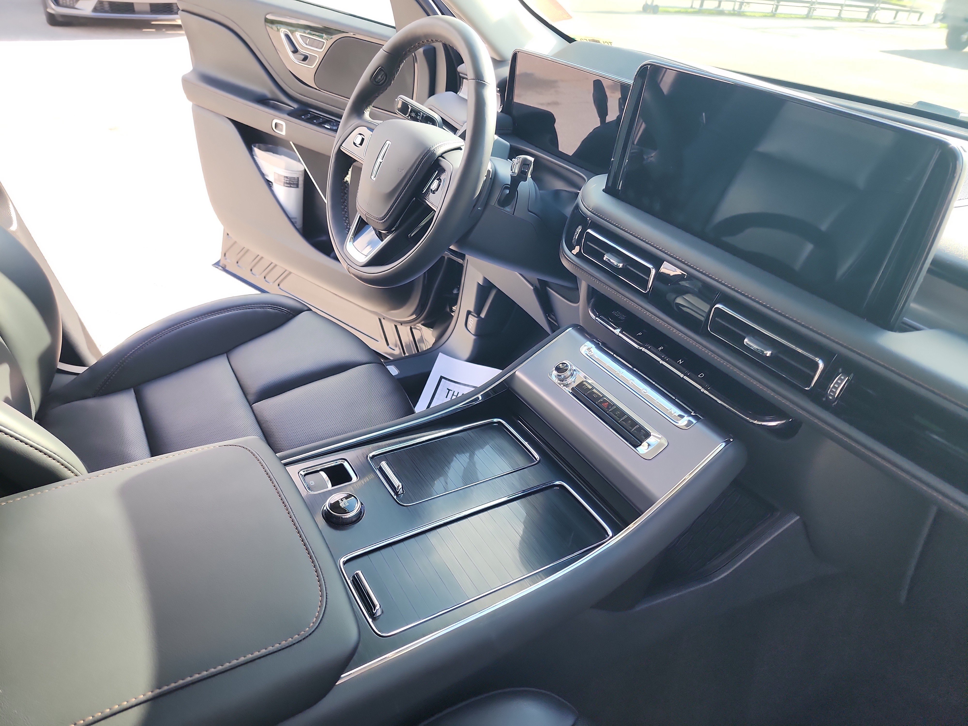 New 2026 Lincoln Aviator 2WD image 41