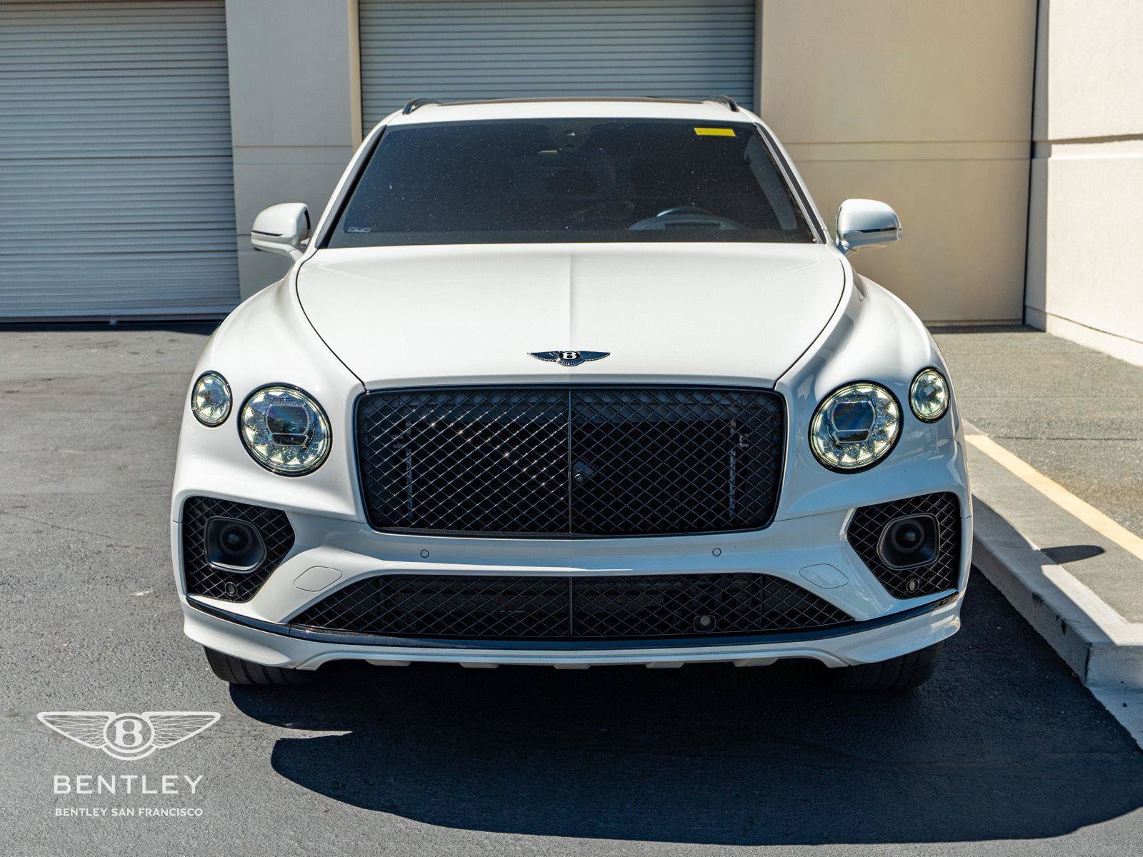 Used 2023 Bentley Bentayga AWD/4WD image 2