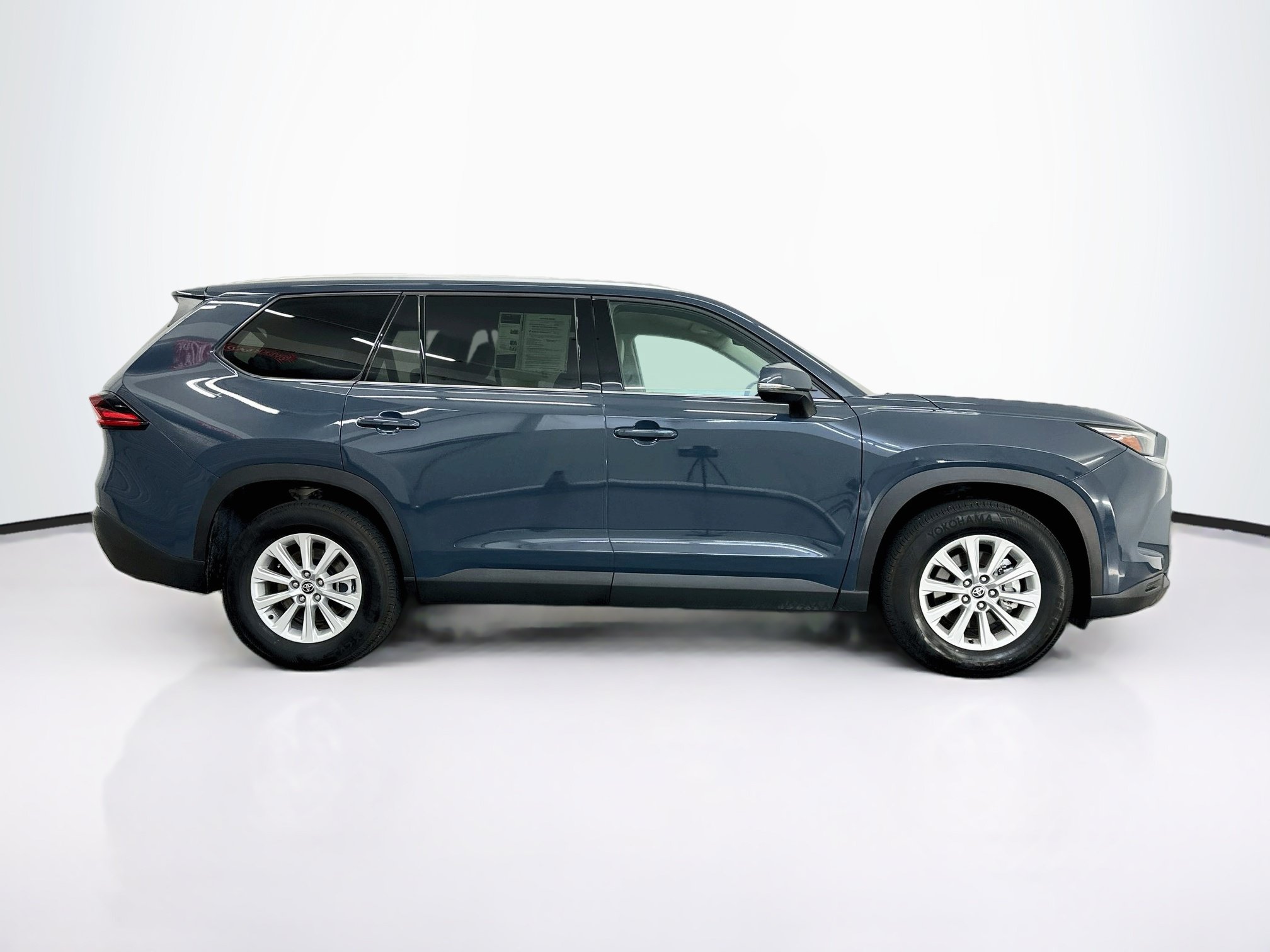 Used 2026 Toyota Grand Highlander AWD image 10