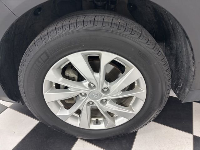 Used 2019 Hyundai Tucson Value w/ Cargo Package AWD/4WD image 5