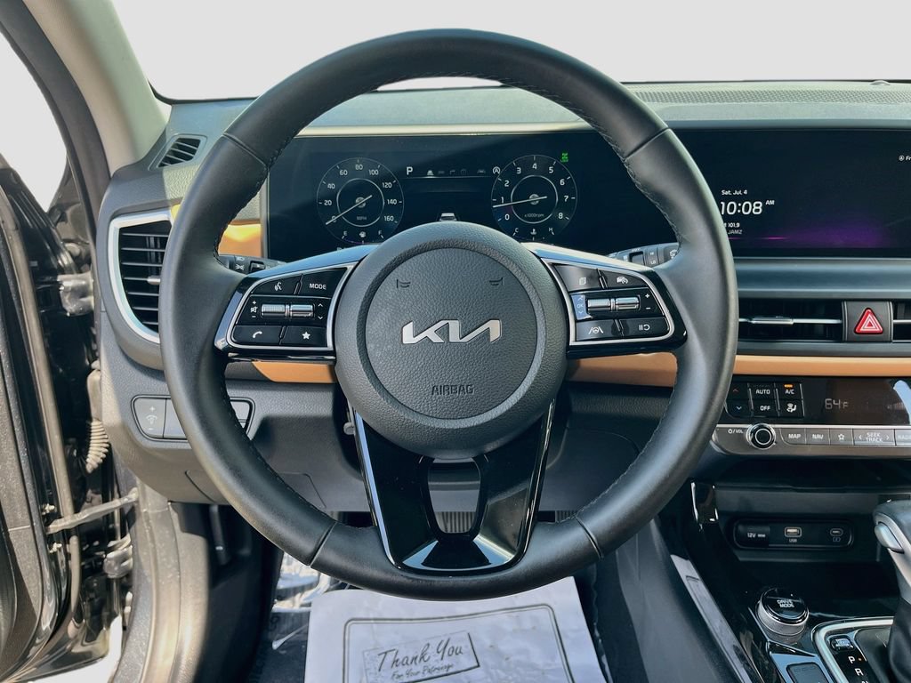 Used 2024 Kia Seltos EX AWD/4WD image 11
