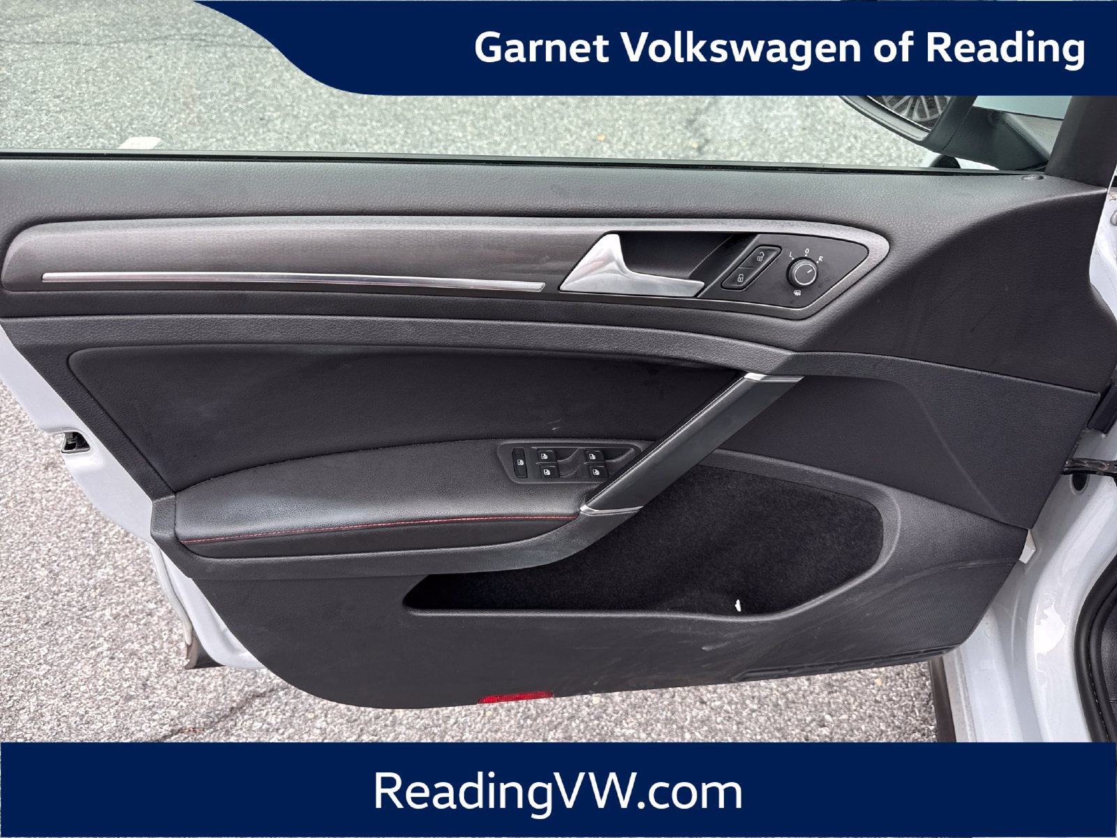 Used 2018 Volkswagen GTI Autobahn FWD image 12