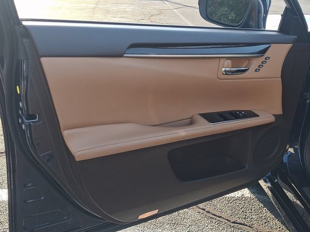 Used 2018 Lexus ES 350 w/ Premier Package FWD image 12