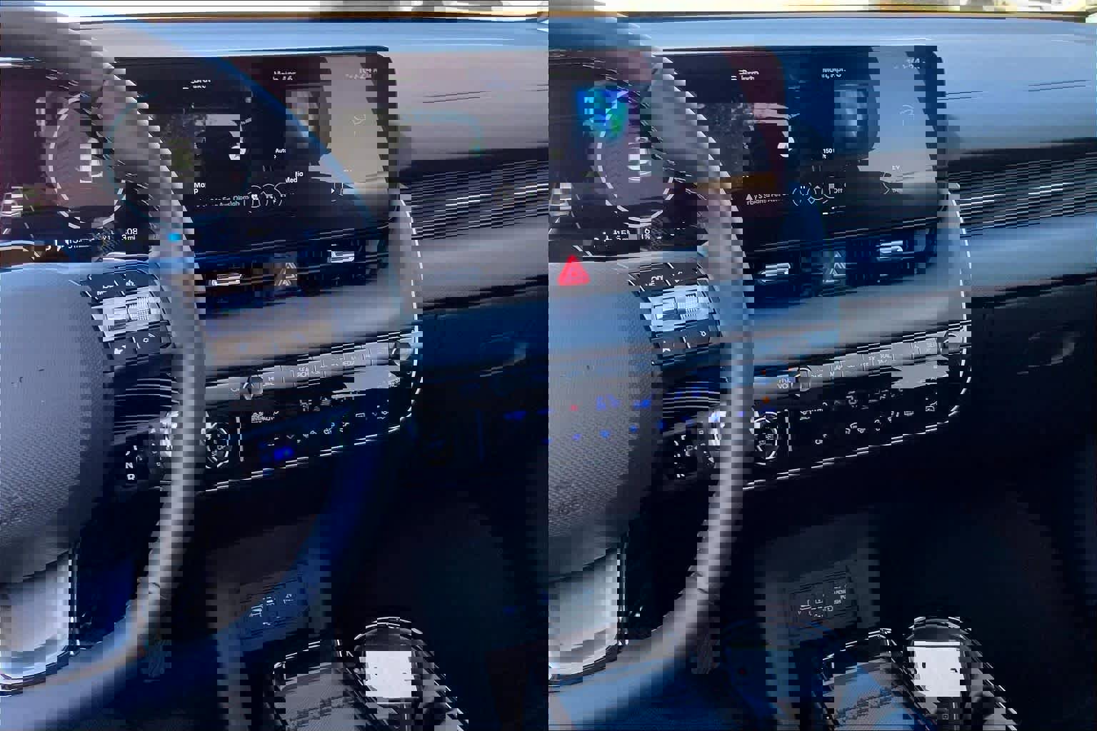 Certified 2026 Hyundai Ioniq 5 SE image 6