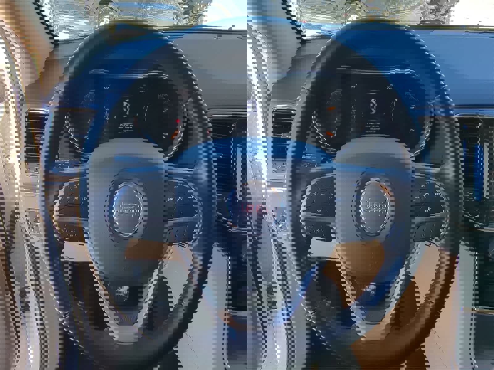 Certified 2020 Jeep Grand Cherokee Limited image 29