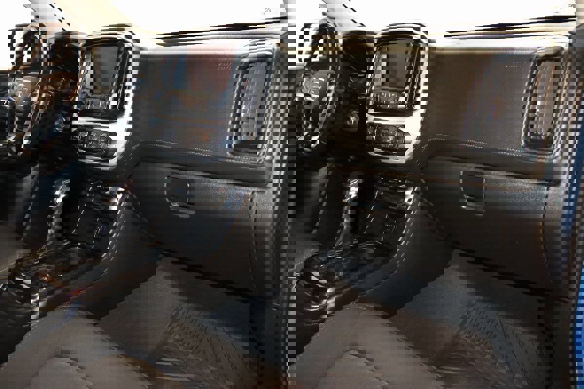 Used 2022 GMC Canyon Elevation w/ Trailering Package image 57