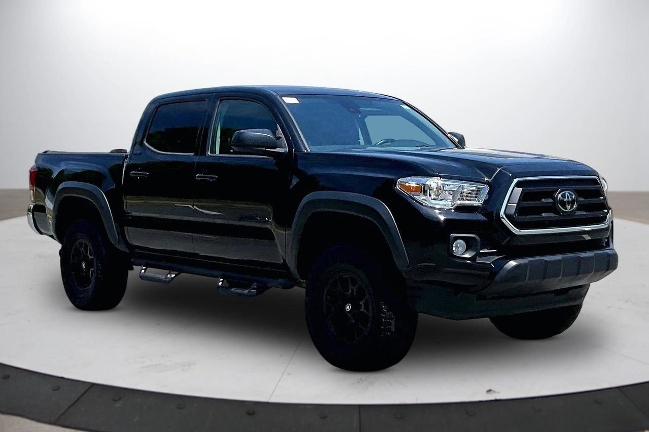 Used 2023 Toyota Tacoma SR5 RWD image 2