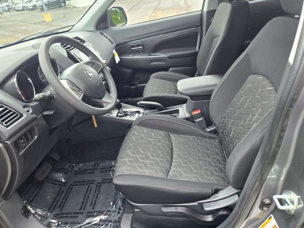 New 2027 Mitsubishi Outlander Sport ES AWD/4WD image 15