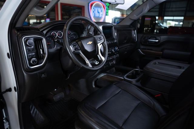 Used 2022 Chevrolet Silverado 3500 LT w/ Convenience Package image 16