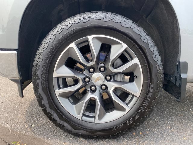 Certified 2024 Chevrolet Silverado 1500 LT AWD/4WD image 23