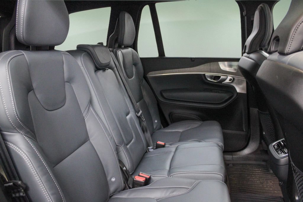 Certified 2024 Volvo XC90 B6 Ultimate w/ Lounge Package AWD/4WD image 27