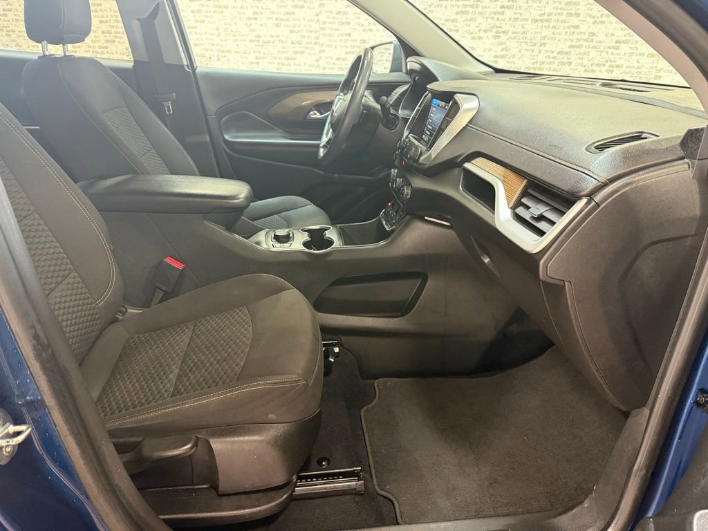 Used 2021 GMC Terrain SLE w/ Driver Convenience Package image 10