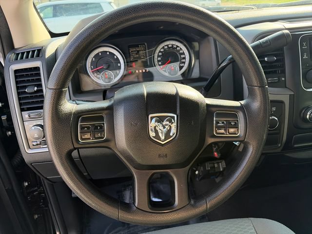 Used 2015 RAM 1500 ST AWD/4WD image 27
