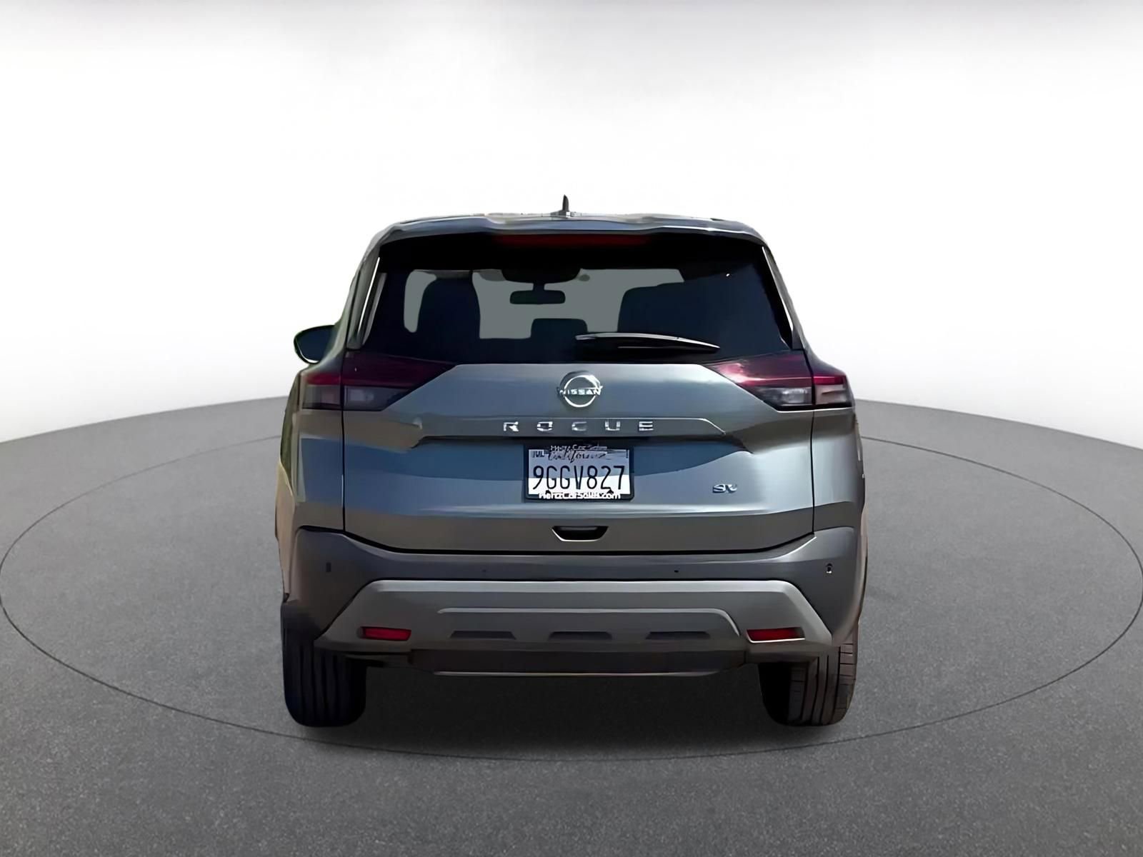 Used 2023 Nissan Rogue SV image 11