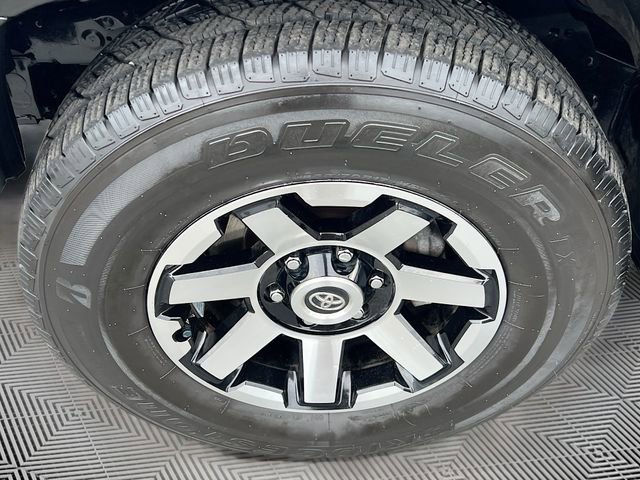 Used 2021 Toyota 4Runner TRD Off-Road Premium image 30