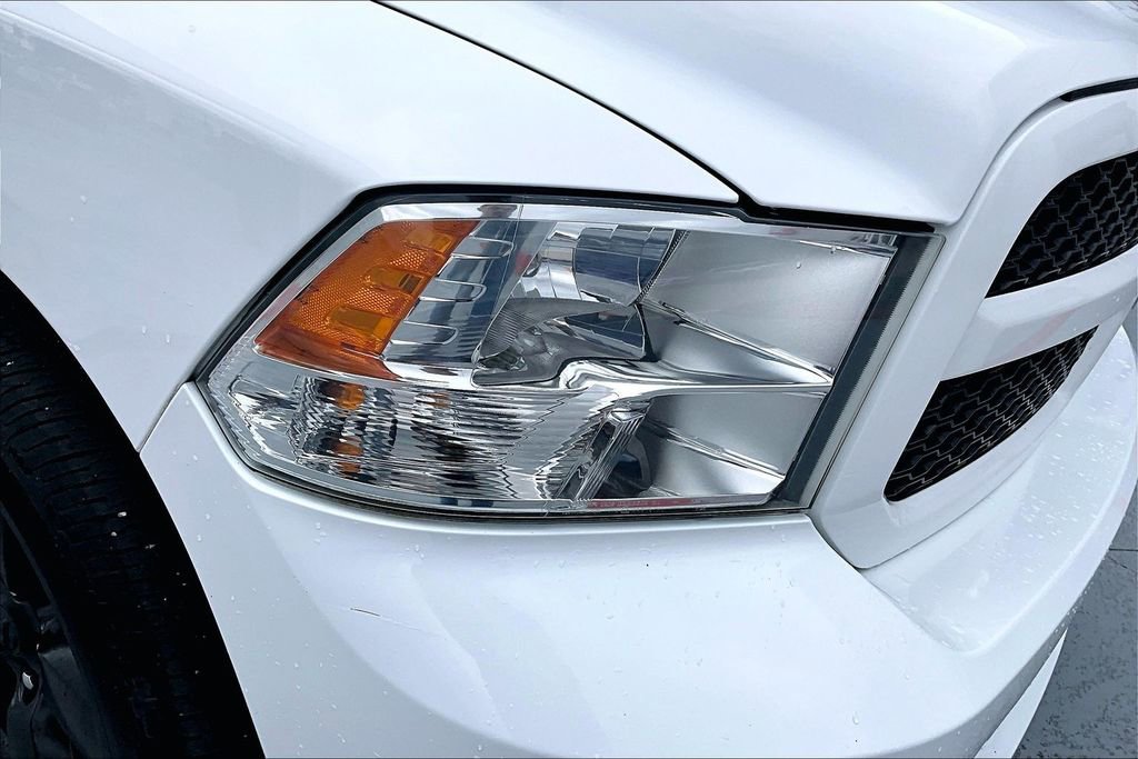 Used 2016 RAM 1500 Express image 31