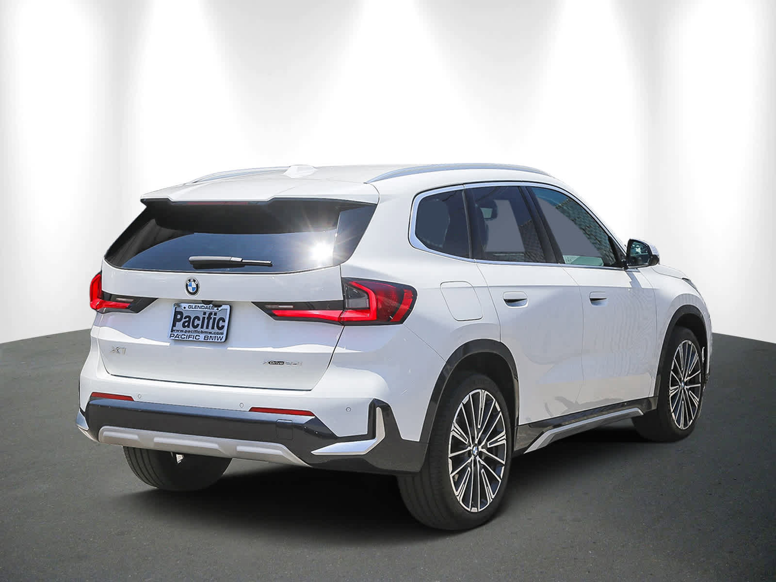 Certified 2023 BMW X1 xDrive28i image 6