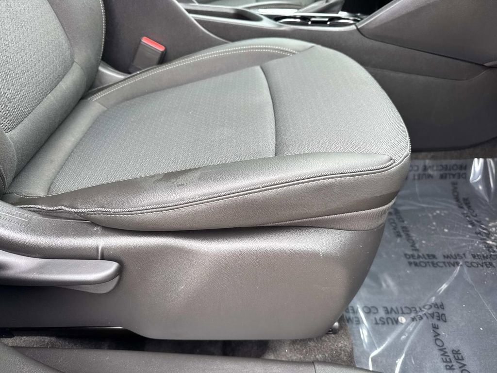 Used 2024 Buick Encore GX Preferred FWD image 12