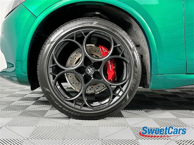 Used 2024 Alfa Romeo Stelvio Quadrifoglio image 50