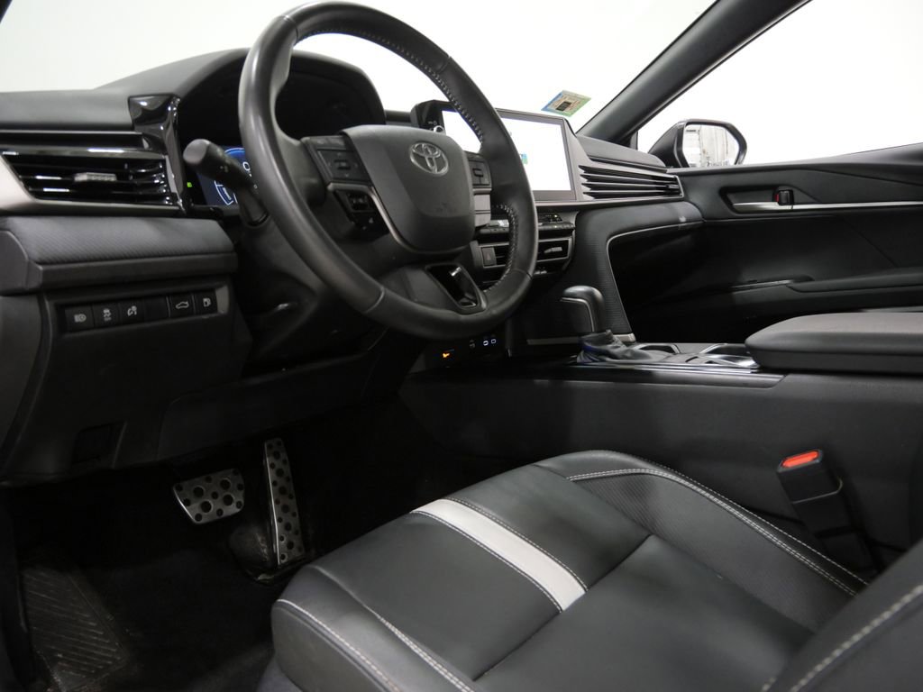 Used 2025 Toyota Camry SE w/ Multimedia Upgrade Package AWD/4WD image 12