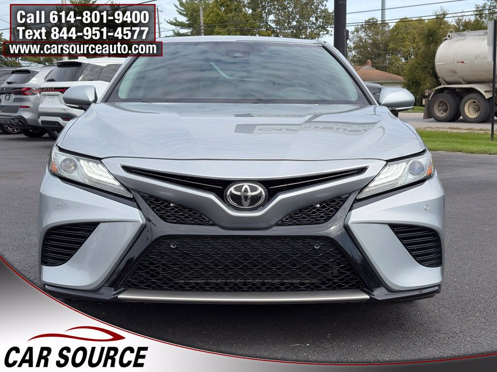 Used 2018 Toyota Camry XSE FWD image 2