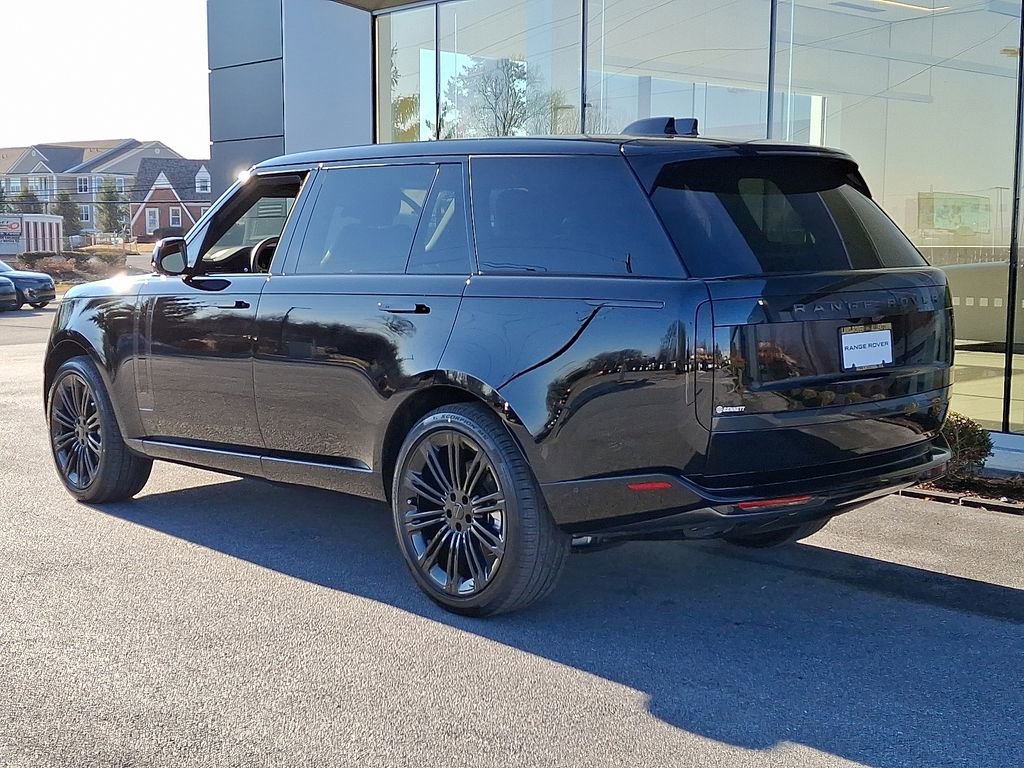 New 2026 Land Rover Range Rover Long Wheelbase SE image 4