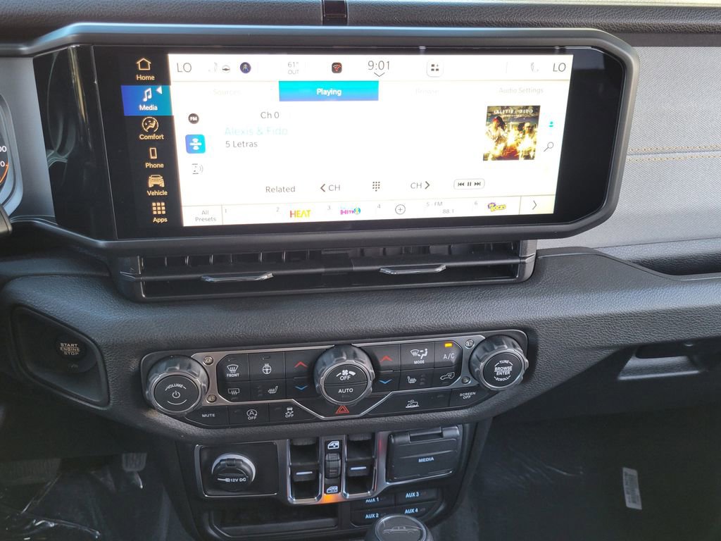 New 2026 Jeep Gladiator Sport image 8