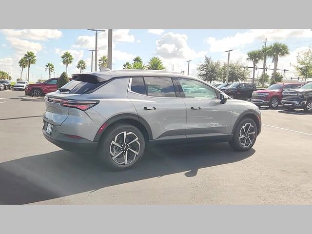 New 2026 Chevrolet Equinox EV LT image 28