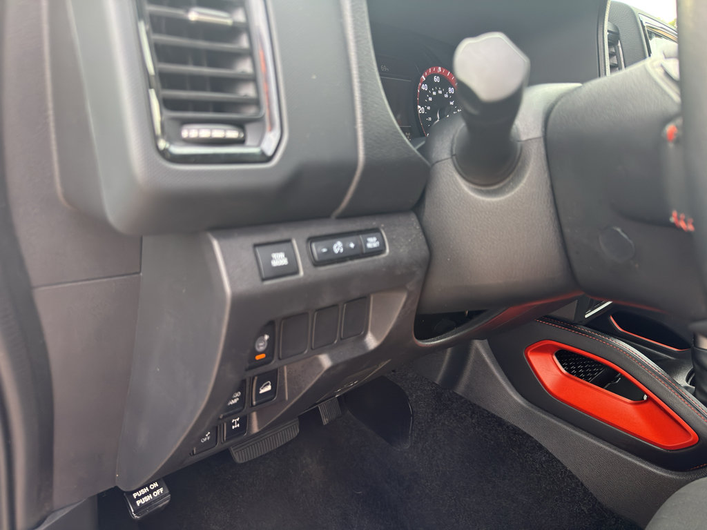 Certified 2023 Nissan Frontier PRO-4X w/ Technology Package AWD/4WD image 15