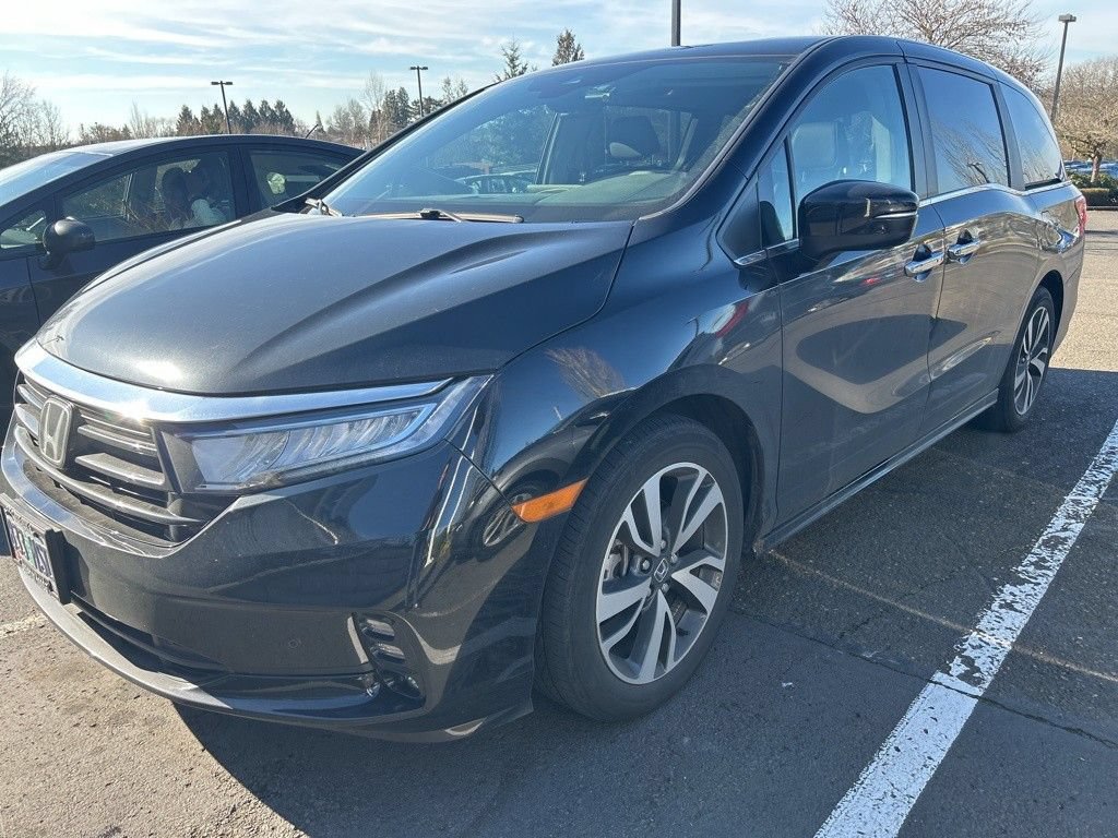 Used 2023 Honda Odyssey Touring image 1