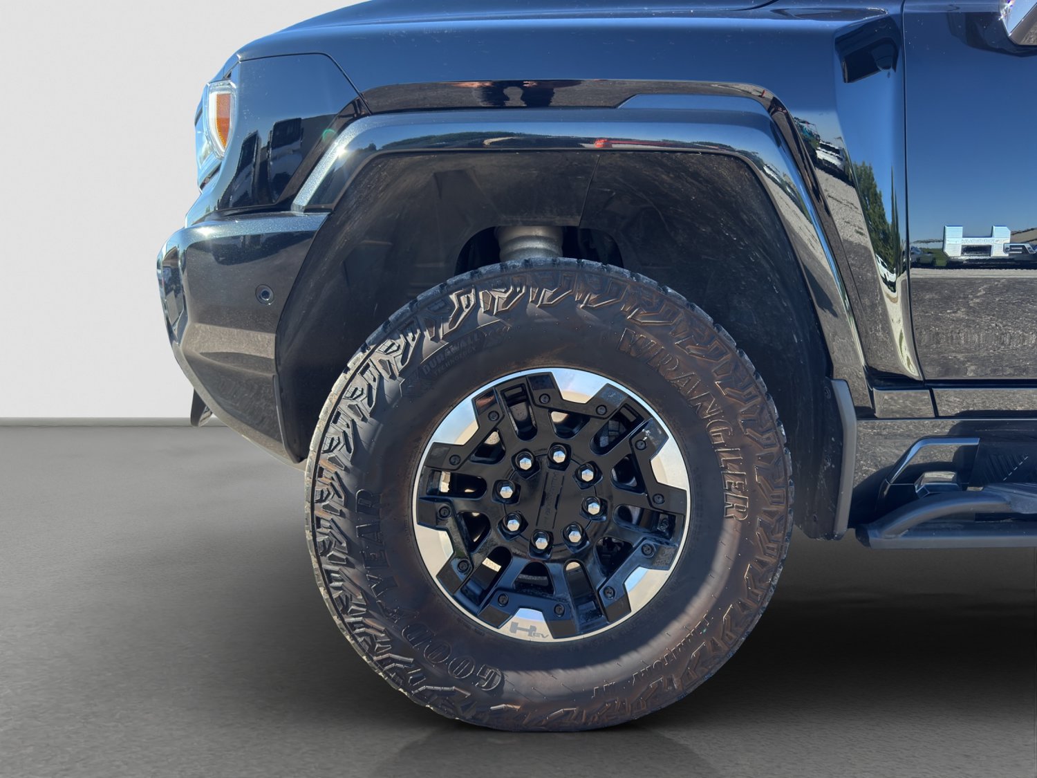 Used 2024 GMC Hummer EV 3X w/ Extreme Off-Road Package AWD/4WD image 20