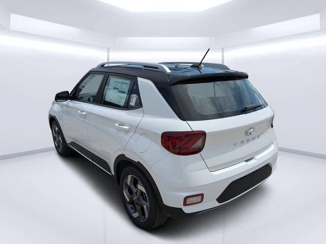 New 2025 Hyundai Venue Limited FWD image 5