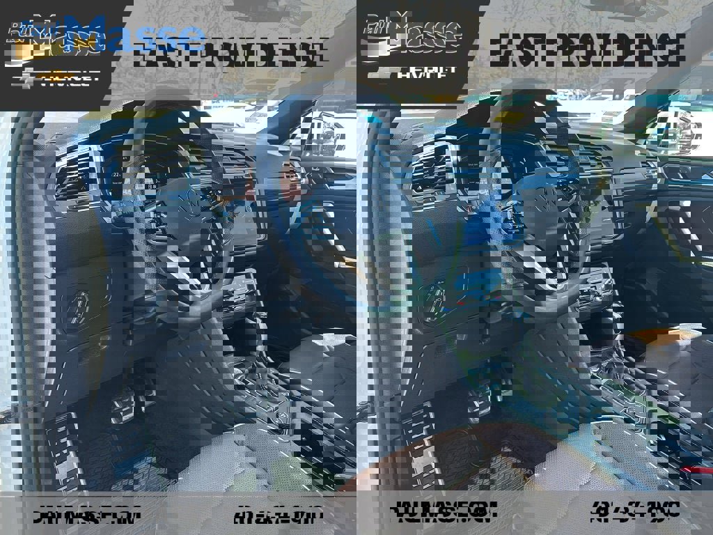 Used 2024 Volkswagen Tiguan SEL R-Line AWD/4WD image 16