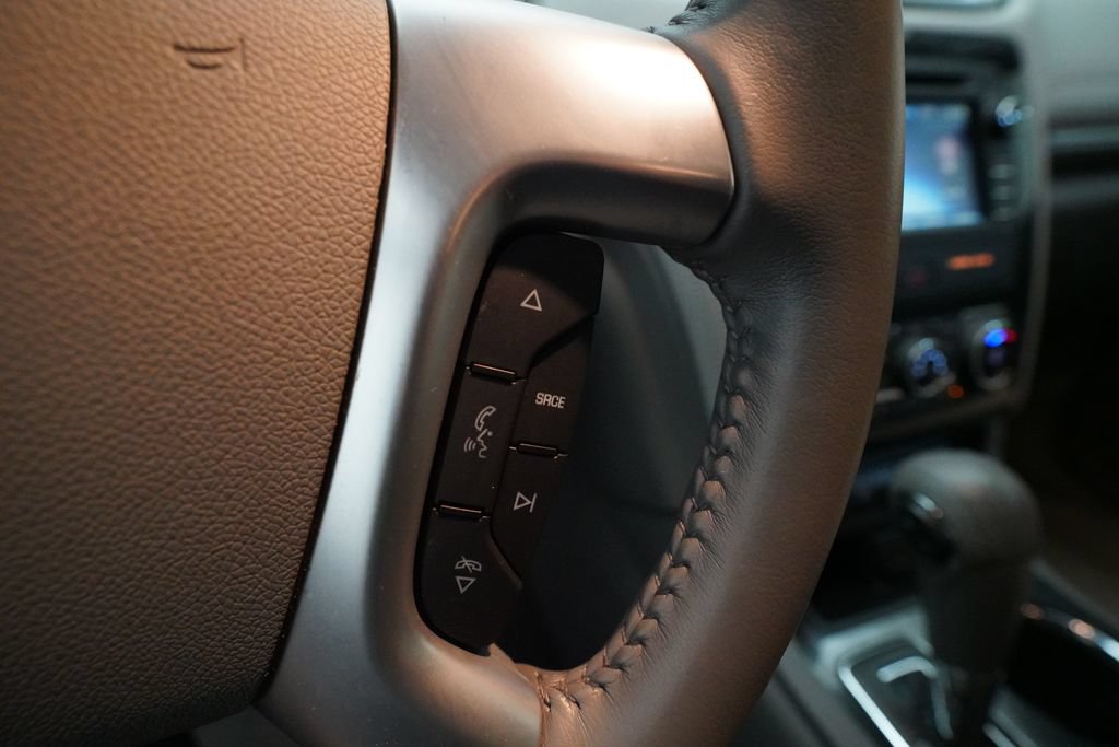 Used 2016 Chevrolet Traverse LT FWD image 20