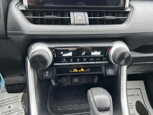 Used 2024 Toyota RAV4 LE image 19