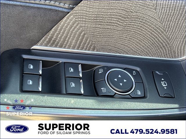 Used 2025 Ford F350 Platinum AWD/4WD image 26