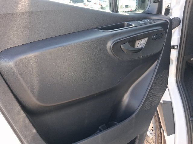 Used 2025 Mercedes-Benz Sprinter 2500 image 12