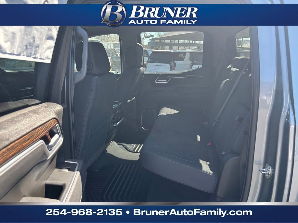 New 2026 GMC Sierra 1500 Elevation image 14