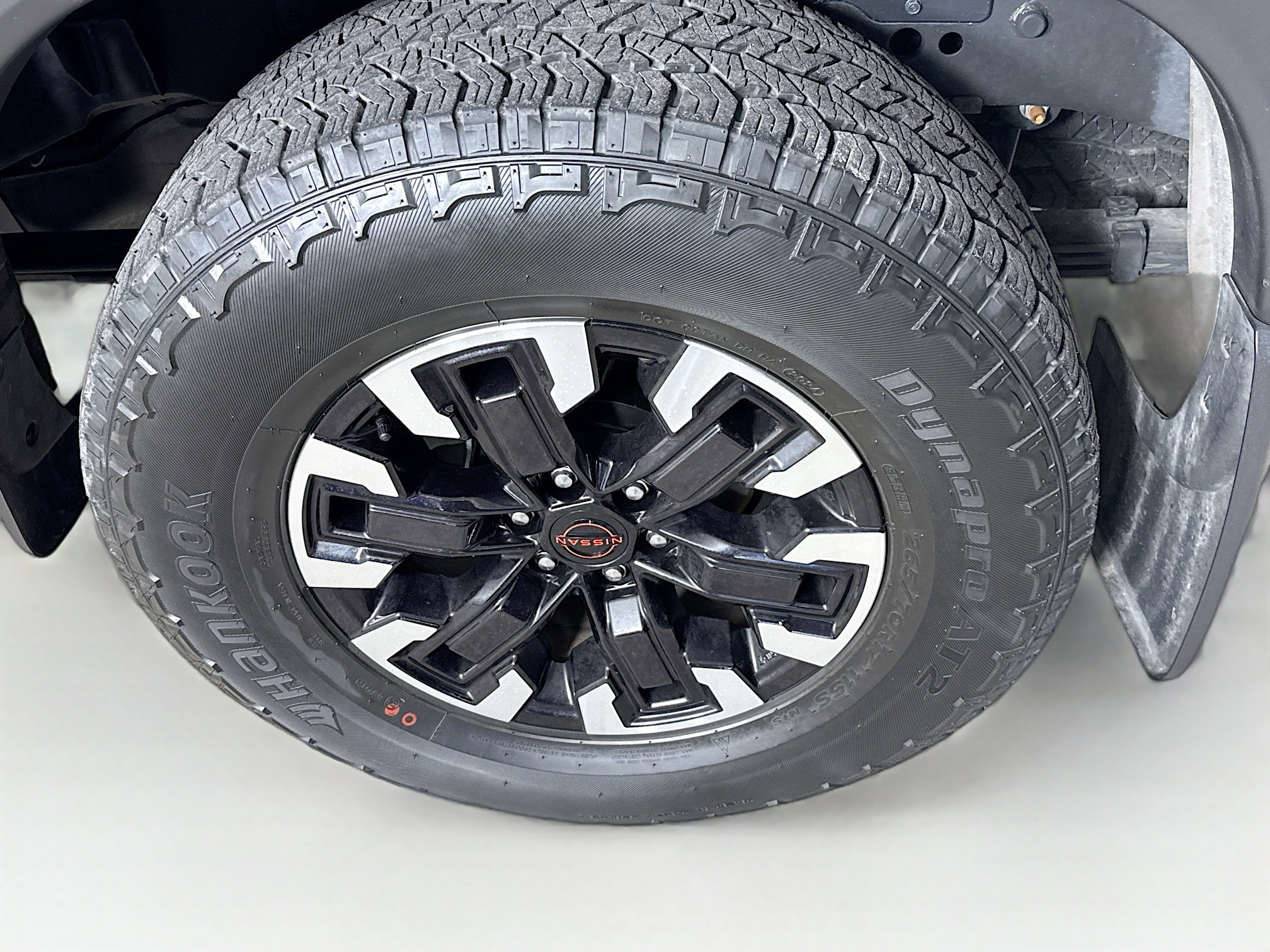 Used 2024 Nissan Frontier Pro-X w/ Technology Package image 36