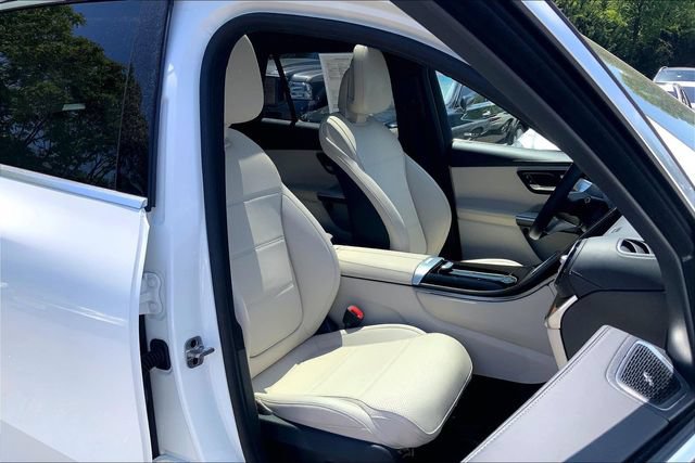 Used 2023 Mercedes-Benz GLC 300 4MATIC image 7