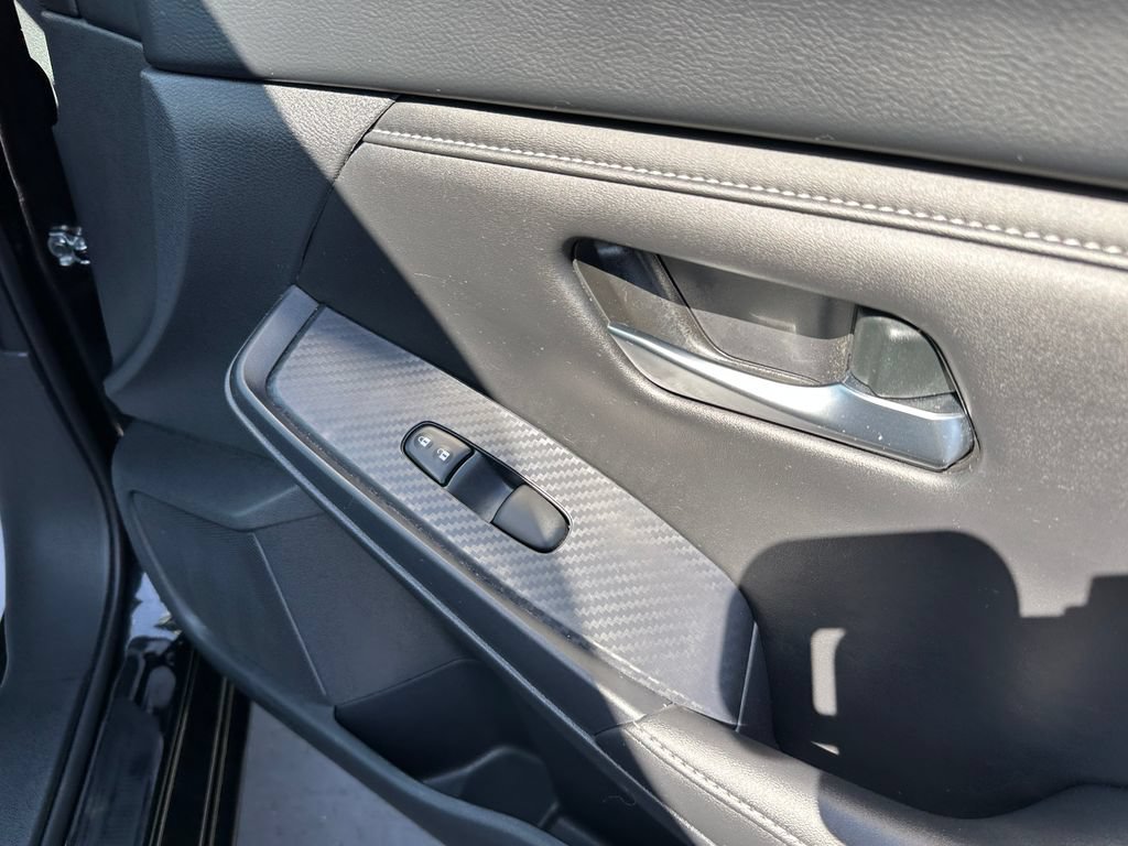 Used 2024 Nissan Sentra SV w/ All-Weather Package FWD image 11