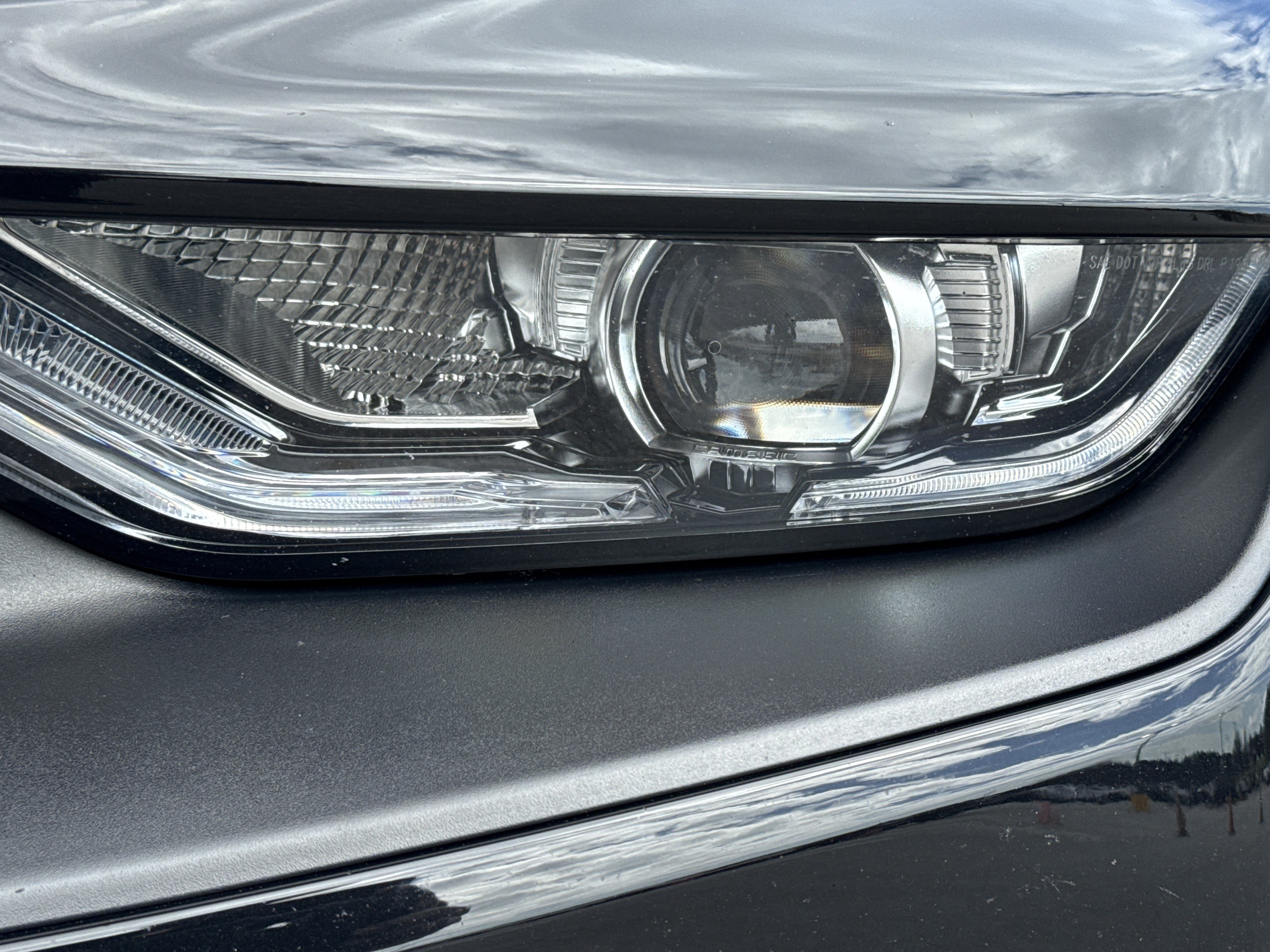 Used 2022 Chevrolet Camaro LT w/ RS Package image 6