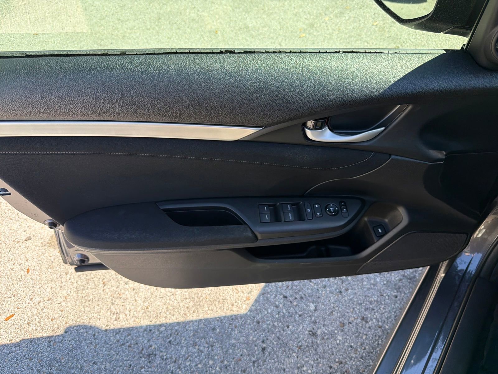 Used 2017 Honda Civic EX image 17