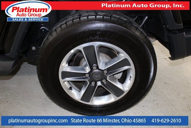 Used 2019 Jeep Wrangler Unlimited Sahara w/ Safety Group AWD/4WD image 49