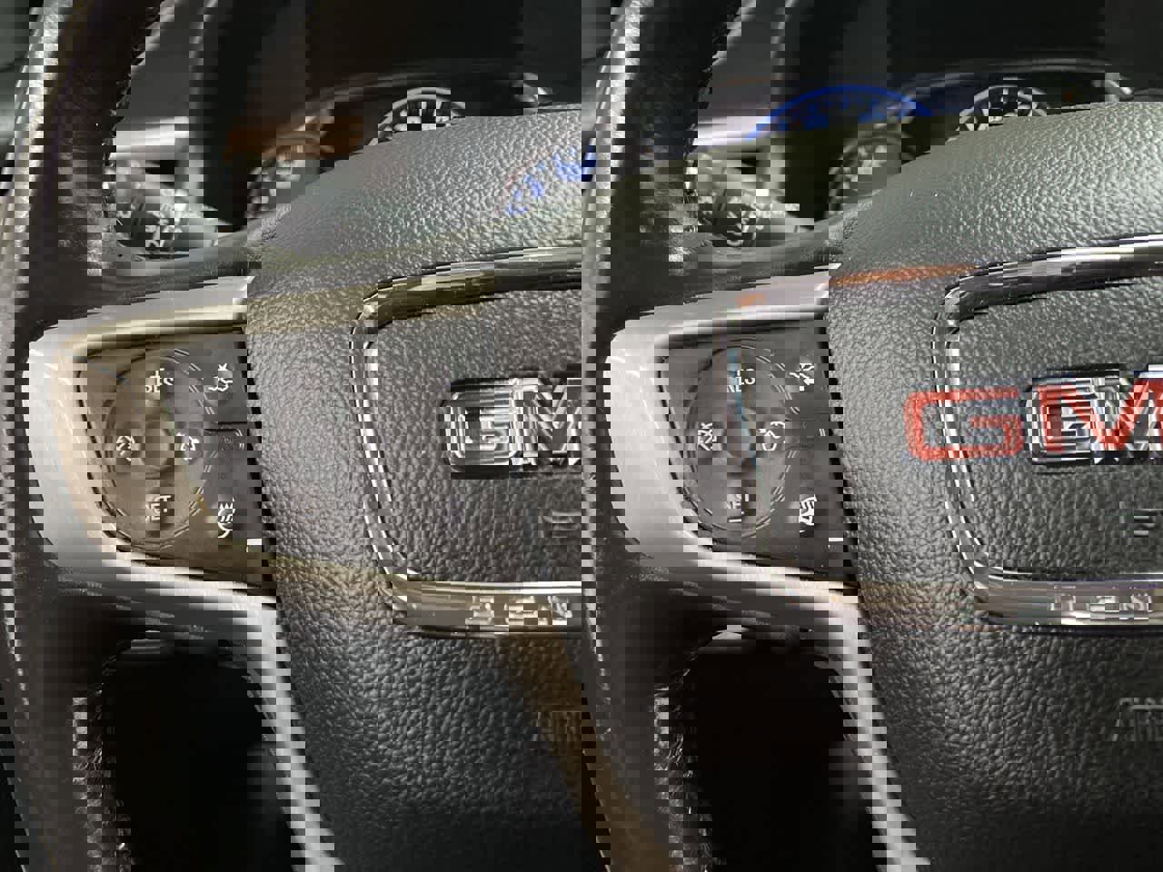 Used 2018 GMC Acadia Denali w/ Technology Package image 20