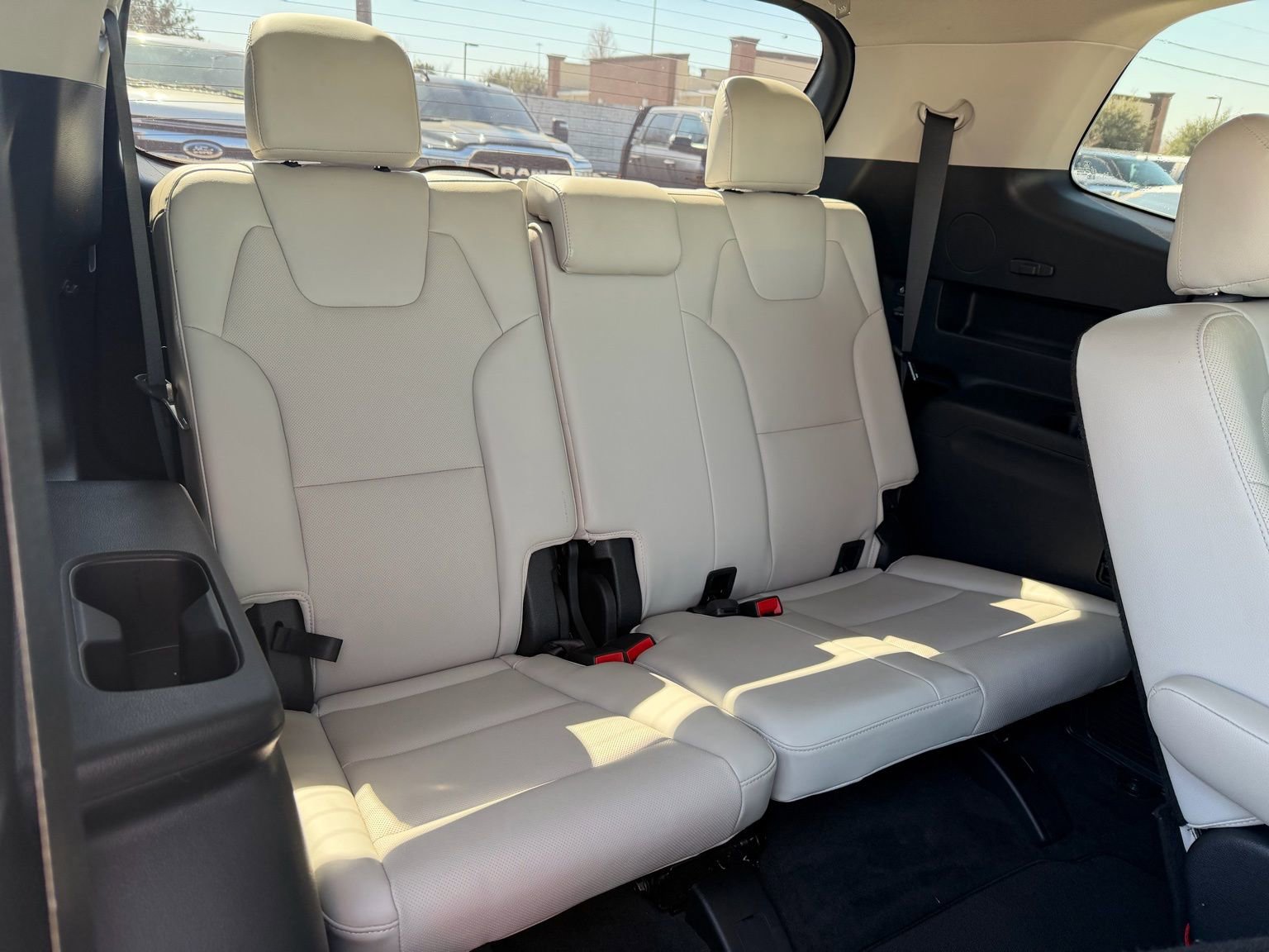 Used 2021 Kia Telluride EX w/ EX Premium Package image 24