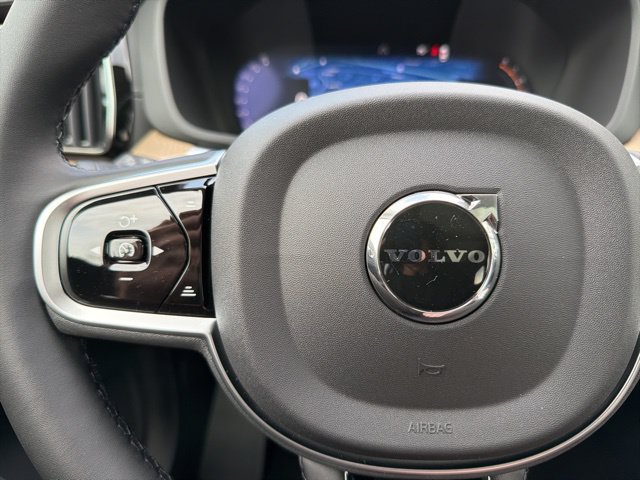 New 2026 Volvo XC60 B5 Ultra w/ Climate Package AWD/4WD image 25
