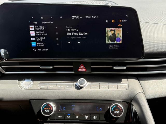 Used 2023 Hyundai Elantra SEL w/ Convenience Package image 10